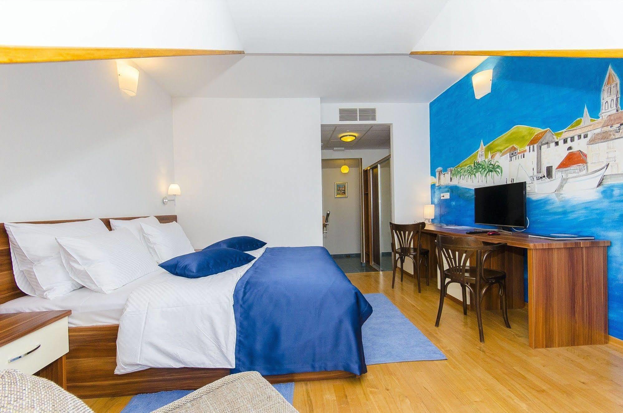 Palma Rooms B&B Split Exteriör bild